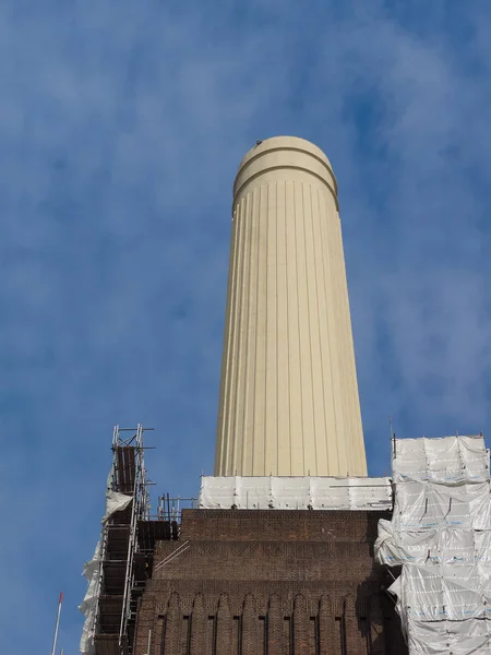 Chimenea Battersea Power Station en Londres —  Fotos de Stock