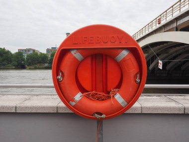 turuncu yaşam şamandıra