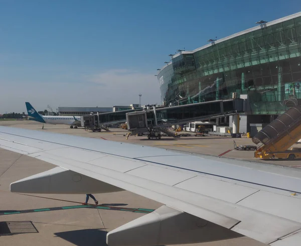 Aeropuerto de Turín en Caselle — Foto de Stock