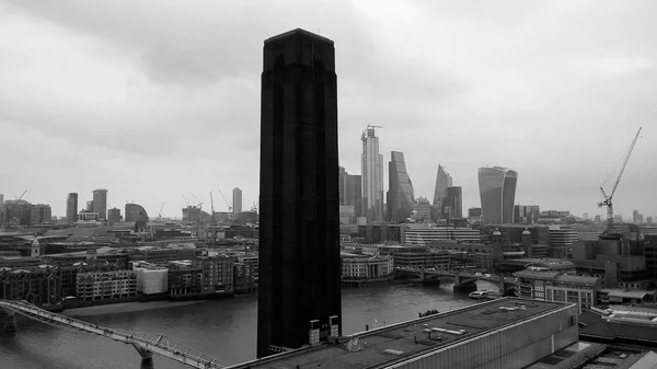 Londres vista horizonte em preto e branco — Fotografia de Stock