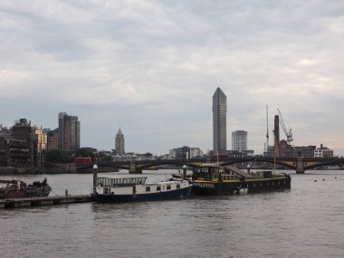 Londra 'da Thames Nehri