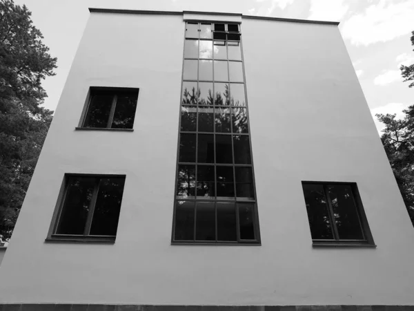 Bauhaus Meisterhaeuser, Dessau'da siyah beyaz — Stok fotoğraf