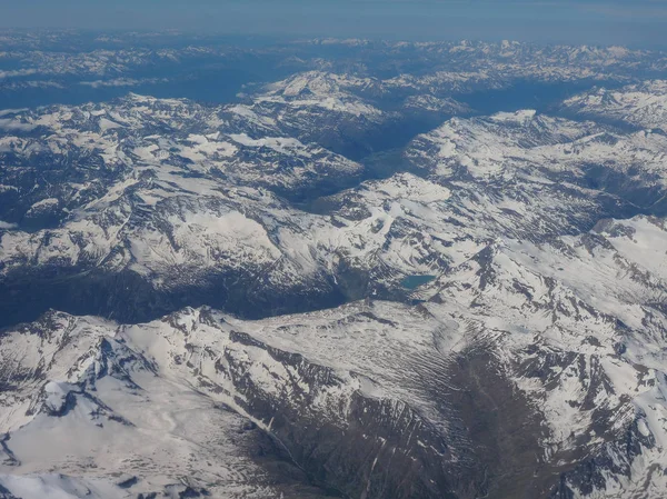 Luchtfoto van Alps Mountain — Stockfoto