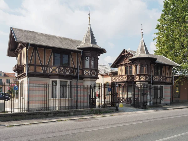 De ingang van de katoen molen leumann in Collegno — Stockfoto