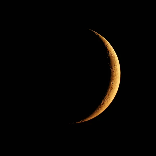 Waxing crescent moon seen with telescope — Stock Photo, Image