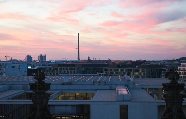 Gece Berlin havadan görünümü — Stok fotoğraf