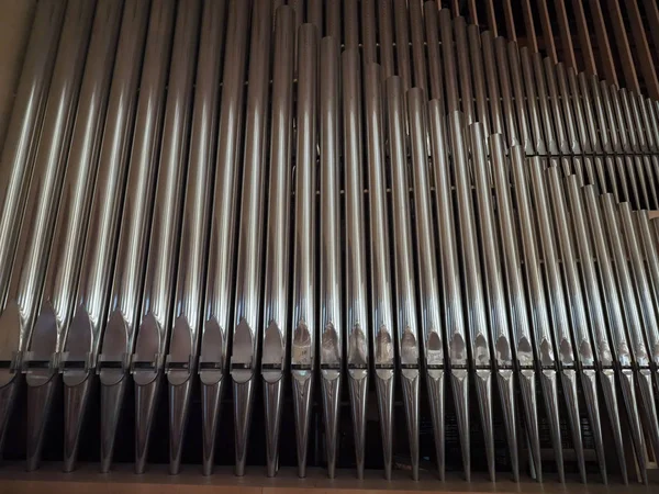 Instrumento de teclado de órgano de tubo iglesia —  Fotos de Stock
