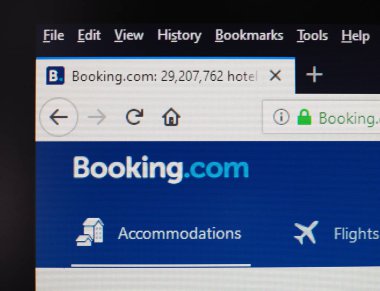 Amsterdam - Ağu 2019: web sitesinde Booking.com işareti