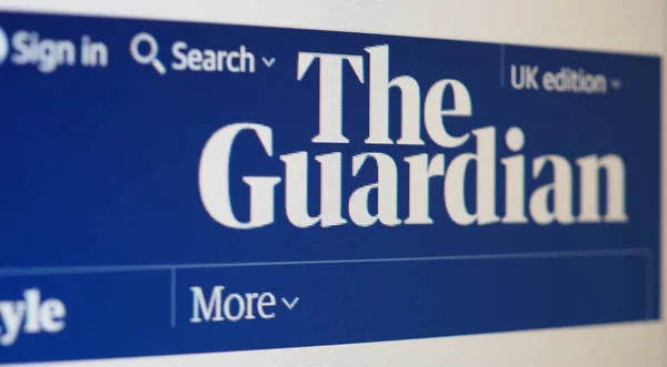 LONDON - AUG 2019: The Guardian newspaper website — Stock Photo, Image