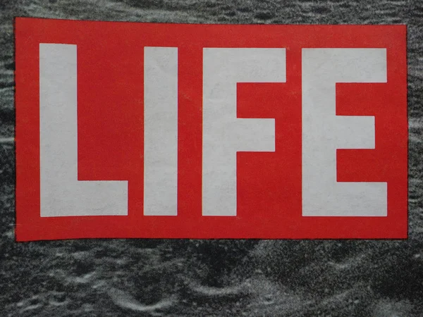 New York-aug 2019: Life Magazine header underteckna — Stockfoto