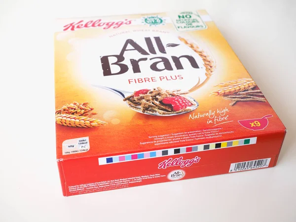 BATTLE CREEK - CIRCA AUGUST 2019: Kellogg's all bran fibre plus — Stock Photo, Image