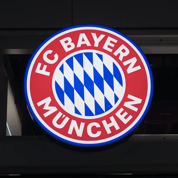 MUeNCHEN - AUG 2019: FC Bayern sign — Stock Photo, Image