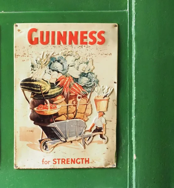Dublin-aug 2019: Guinness Sign — Stockfoto