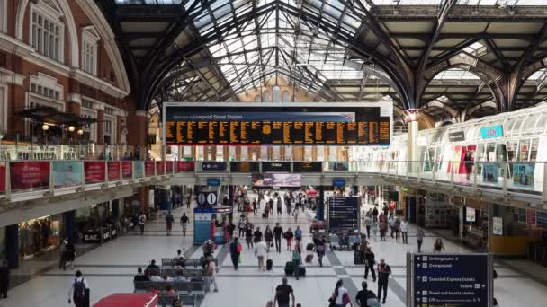 Londra Regno Unito Circa Settembre 2019 Viaggiatori Alla Liverpool Street — Video Stock