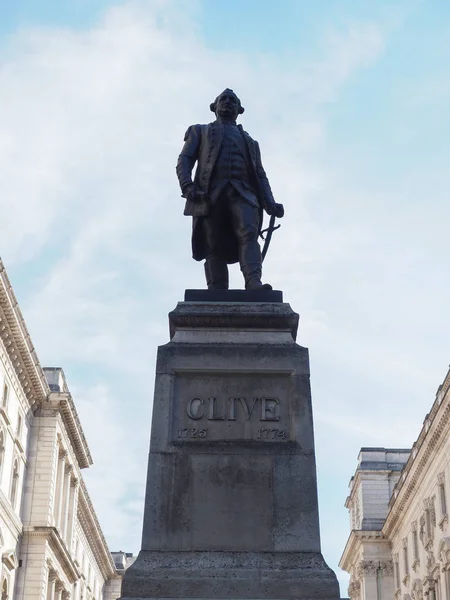 Статуя Клайва Индии в Лондоне — стоковое фото