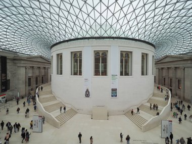 Londra'da British Museum'da büyük mahkeme
