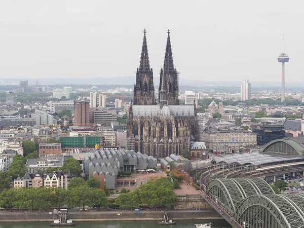 Catedral de San Pedro en Koeln — Foto de Stock