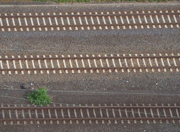 Vista aérea de las vías férreas (ferroviarias) —  Fotos de Stock