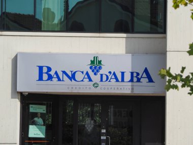Vezza D 'Alba - Sep 2019: Banca d' Alba işareti