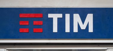 Torino - Ekim 2019: Tim (Telekom Italia Mobile) imzası