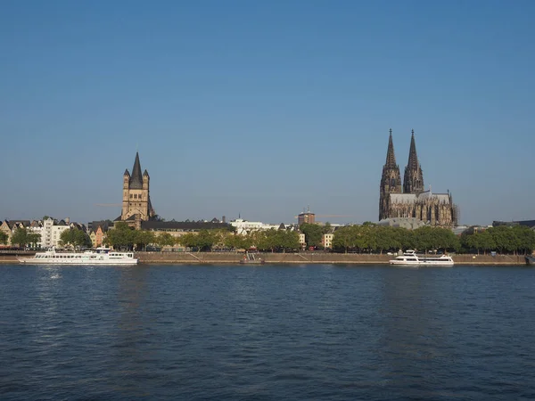 Vy av staden av Koeln — Stockfoto