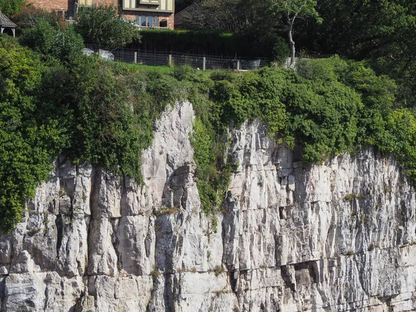 Bianche scogliere del fiume Wye a Chepstow — Foto Stock