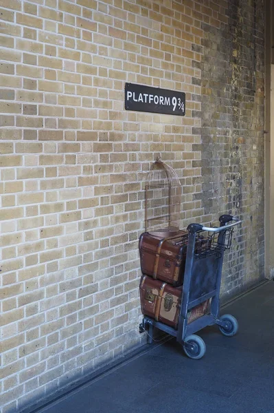 Platforma Harry Potter Nouă și trei sferturi din Londra — Fotografie, imagine de stoc