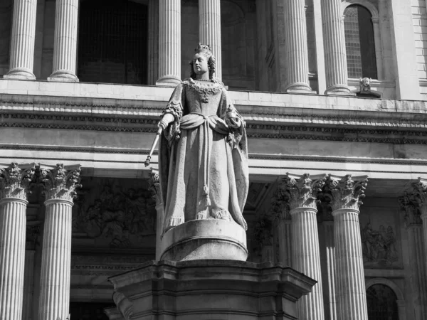 London Circa September 2019 Queen Anne Statue Front Paul Cathedral — Stock Photo, Image