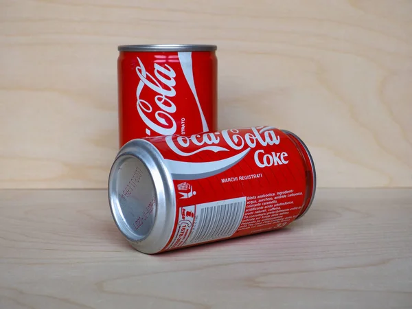 アトランタ Circa 2020年5月 コーラ缶 — ストック写真