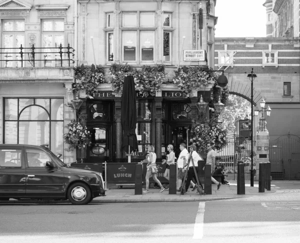 London Circa Wrzesień 2019 Pub Red Lion Parliament Street Czerni — Zdjęcie stockowe