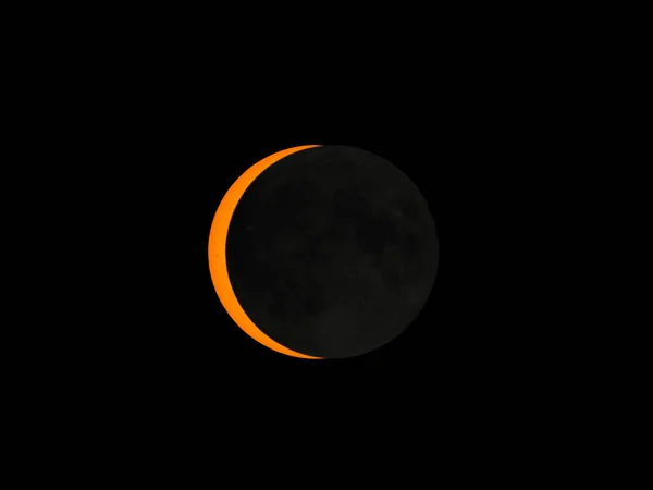 Eclipse Casi Total Del Sol Por Luna —  Fotos de Stock