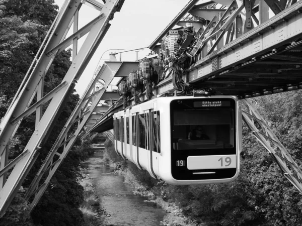 Wuppertal Germany Circa August 2019 Wuppertaler Schwebebahn Anlamı Wuppertal Askılık — Stok fotoğraf