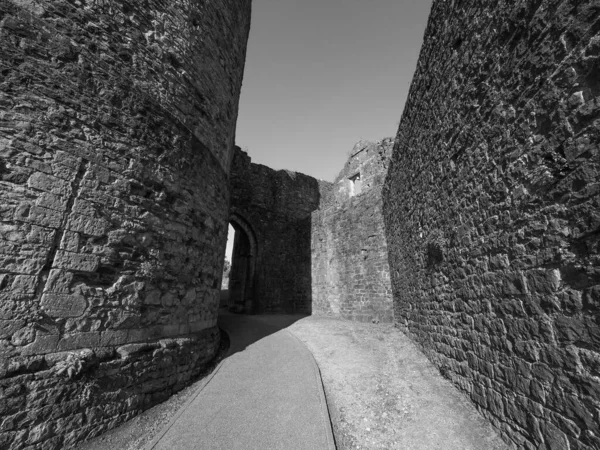Chepstow Circa 2019年9月 黒と白のチェプストウ城 ウェールズ語でCastell Cas Gwent Welshs の遺跡 — ストック写真