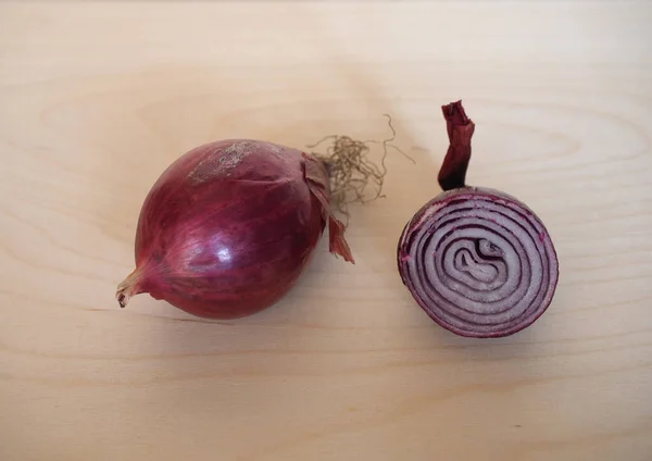Красный Лук Овощи Вегетарианской Веганской Пищи — стоковое фото