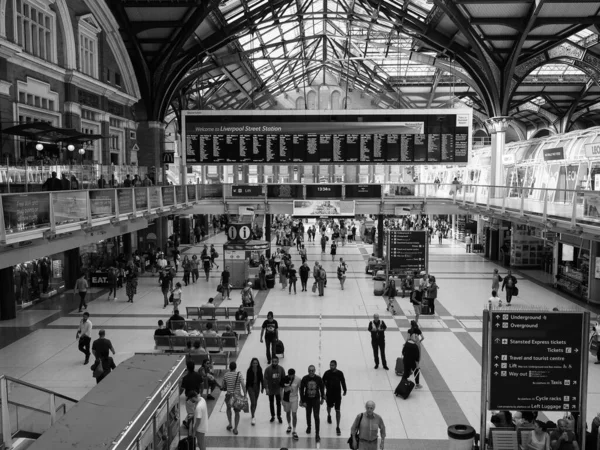 London Circa September 2019 Menschen Bahnhof Liverpool Street Schwarz Weiß — Stockfoto