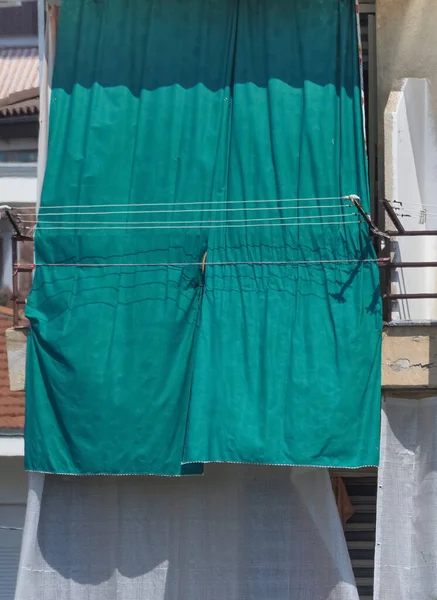 Cortinas Bloqueadoras Sol Hechas Tela Verde Pesada —  Fotos de Stock