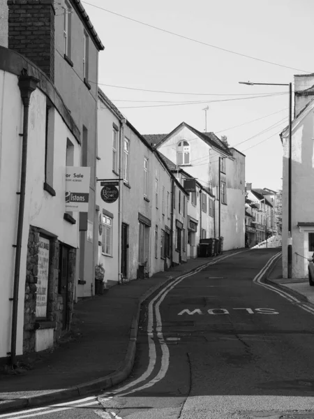 Chepstow Circa September 2019 Bridge Street Colourful House Black White — стокове фото