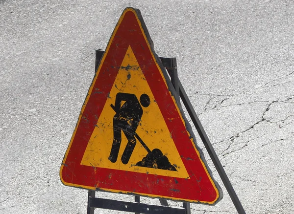 Señales Advertencia Señales Tráfico Obras Viales Con Hombre Trabajo — Foto de Stock