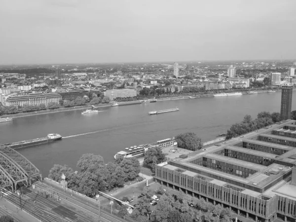 ケルン ドイツ Circa 8月2019 黒と白の都市の空中ビュー — ストック写真