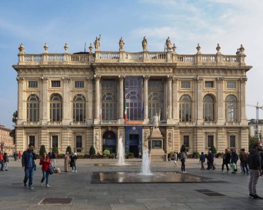 TURIN, İtalya - CIRCA ECTOBER 2019: Palazzo Madama Royal Palace, Piazza Castello