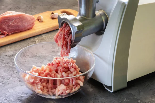 Making Minced Meat Mincers Grinding Meat Recipe Useful Home Food — Stock Photo, Image