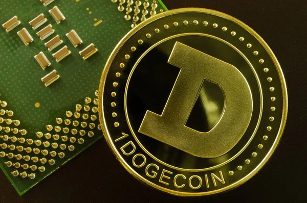 Dogecoin is dat een moderne manier van uitwisseling en deze crypto valuta is een handig betaalmiddel in de financiële — Stockfoto