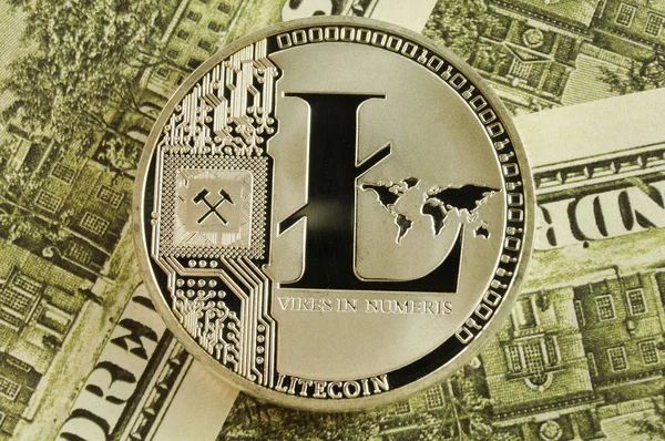 Litecoin adalah cara pertukaran modern dan mata uang kripto ini merupakan sarana pembayaran yang mudah dalam keuangan — Stok Foto