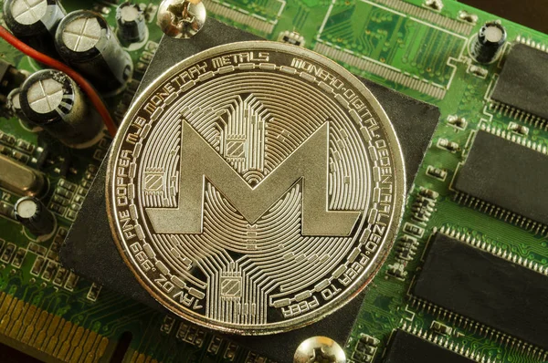 Monero es una forma moderna de cambio y esta moneda criptográfica es un medio conveniente de pago en el — Foto de Stock