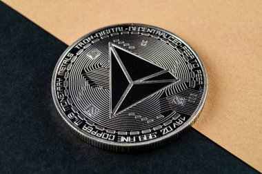 Tron Trx modern bir değişim şeklidir ve bu kripto para birimi finansal ve web piyasasında uygun bir ödeme aracıdır.