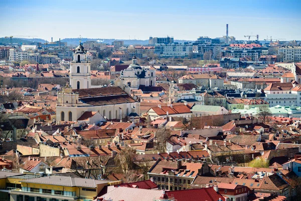 Schöne Aussicht von der Aussichtsplattform des Frühlings Vilnius alt t — Stockfoto