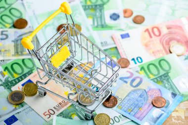 Euro nakit arka plan. Farklı euro banknot yığını