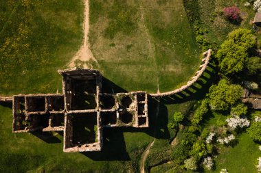 Güneşli, Belarus attractio Ruzhany Sarayı'nın havadan görünümü