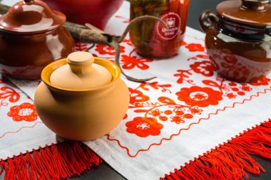 Geleneksel Belarus ve Ukrayna mutfağı. Fo ile natürmort