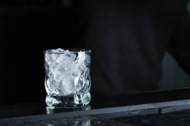 kokteyller closeup için buz